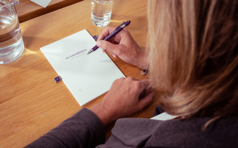 administratief-informatievoorziening-bedrijfsvoering-1